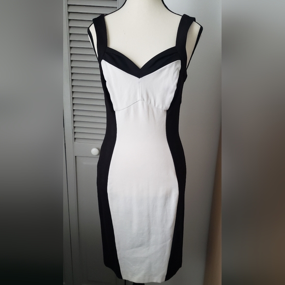 Black and white dress - Picture 1 of 4